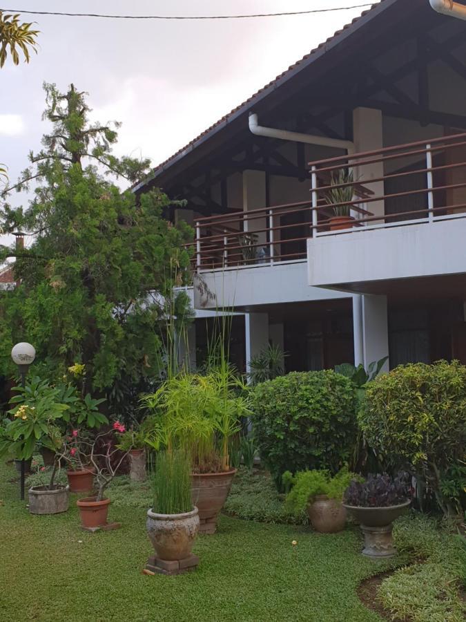 Hotel Bumi Asih Gedung Sate Bandung Dış mekan fotoğraf
