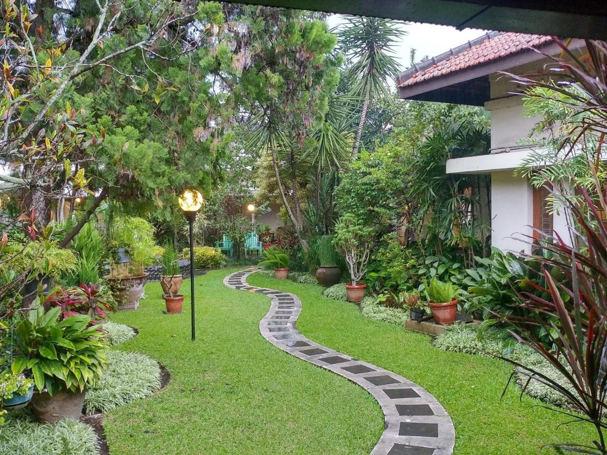 Hotel Bumi Asih Gedung Sate Bandung Dış mekan fotoğraf